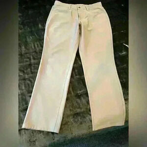 FootJoy Golf Pants Men’s Size 33/30 Khaki Color Summer Active Spandex Stretchy